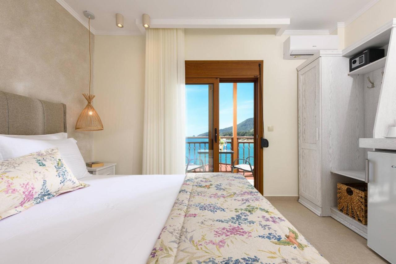 Faros View Bed & Breakfast Koinira Exterior photo