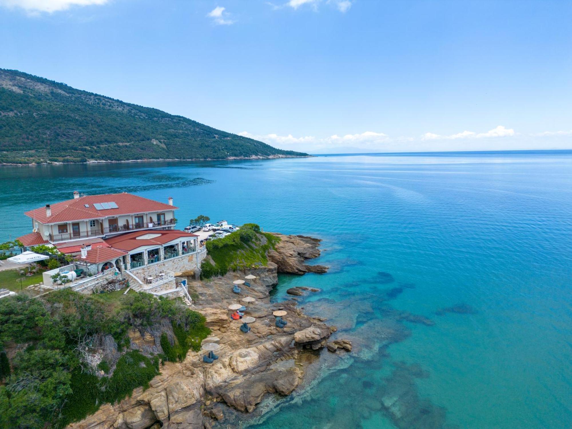 Faros View Bed & Breakfast Koinira Exterior photo