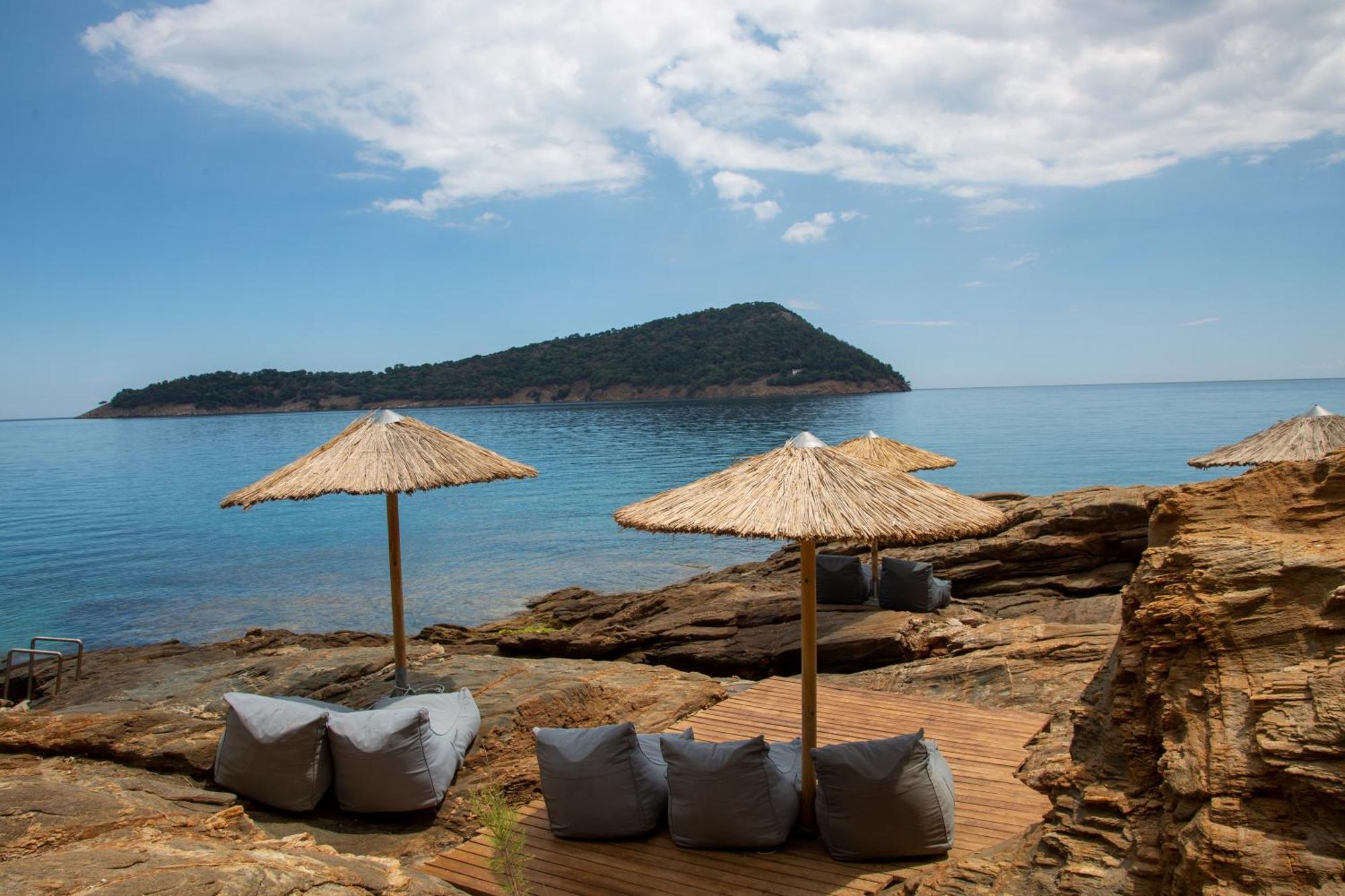 Faros View Bed & Breakfast Koinira Exterior photo